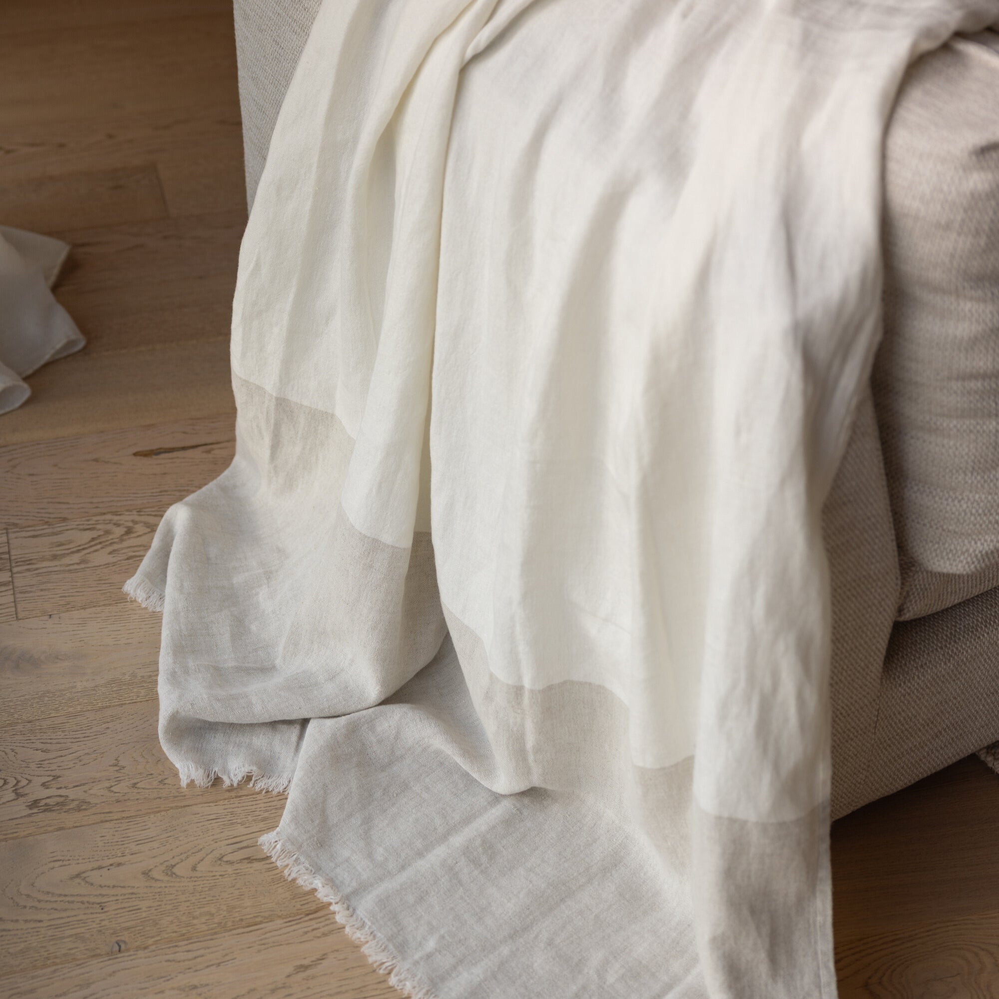 Dune linen throw